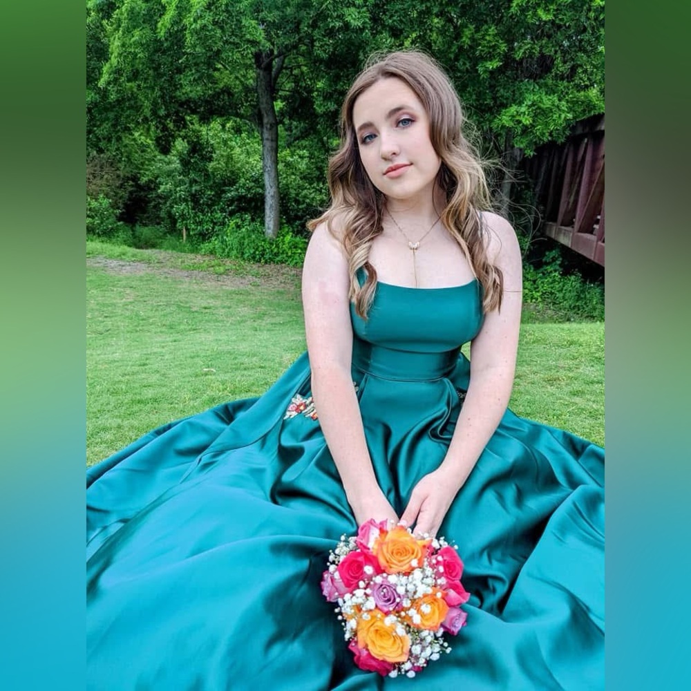 Blondie Nites Satin Dress 3 Floral Pockets Double Strap Gown Green Davids Bridal - Picture 3 of 16
